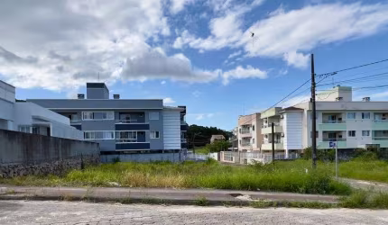 Terreno/Lote com 432 metros quadrados em Areias - São José - SC
