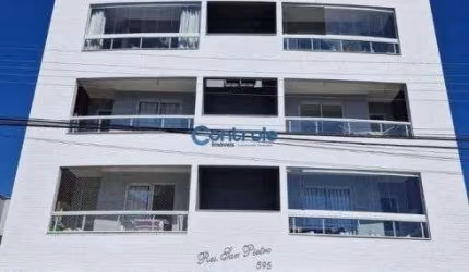 Apartamento Mobiliado em São José com 2 dormitórios sendo 1 suíte e 2 vagas de garagem