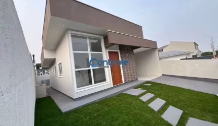 Casa com 03 dormitórios sendo 01 suíte, bairro Lisboa III - São Jose - SC