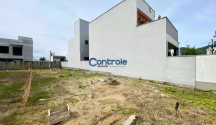 Lote à venda em condomínio fechado no bairro Deltaville - Biguaçu, SC
