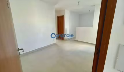 Apartamento 02 dormitórios no Sertão Do Maruim, São José/SC