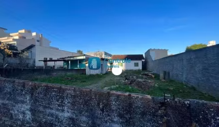 Terreno com ótima localização em Barreiros - São José