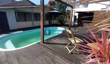 WE/Casa com 360 m2, piscina e área gourmet à venda no Rio Caveiras, Biguaçu!!