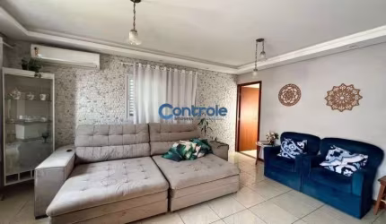 Ch/Casa 3 dormitórios sendo um suíte + 3 Kitnet nos fundos à Venda na Serraria São José SC