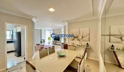 Apartamento com 04 dormitórios no bairro Campinas, São José/SC.
