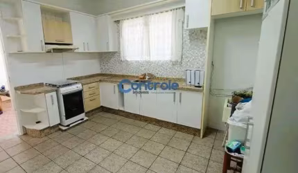 WE/Casa com 3 dormitórios com 1 suíte no bairro Capoeiras, Florianópolis