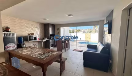 NF/Casa a venda com 04 dormitorios sendo 01 suite, piscina, na Pedra Branca - Palhoça - SC