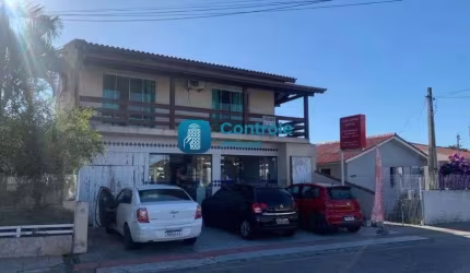Ótima casa à venda, com ponto comercial, no bairro Bela Vista /São José.