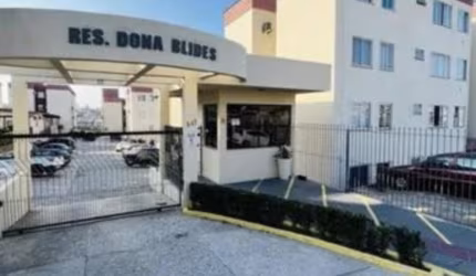 Apartamento c/ 02 dormitórios no bairro Jardim Atlântico, Florianópolis/SC