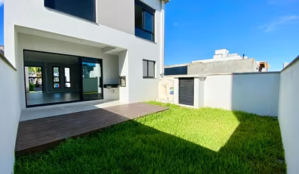 Casa com03 Suítes no Brisas Condomínio Parque - Deltaville