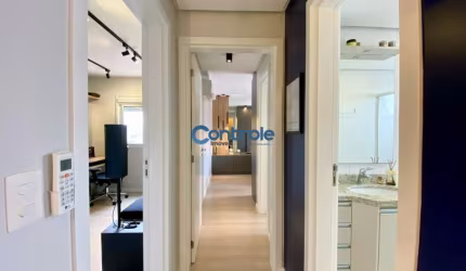 Apartamento mobiliado em Barreiros com 02 dormitórios, 01 suíte e 02 sacadas e 01 vaga.
