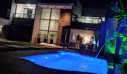 Linda casa no Bairro Serraria em São José...