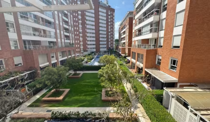 Apartamento com 03 dormitorios no Bairro Pedra Branca em Palhoça...