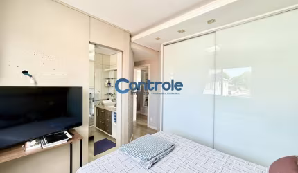 Apartamento com 02 dormitórios com suite em Barreiros
