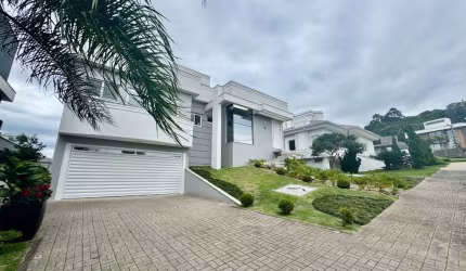 Casa em condomínio fechado com 4 quartos à venda na Rua João Bernadino da Rosa, 353, Pedra Branca, Palhoça por R$ 4.800.000