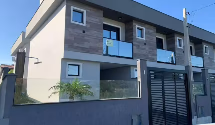 Casa com 2 quartos à venda na Rua Araxá, 22, Praia do Sonho, Palhoça por R$ 630.000