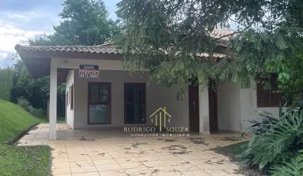 Casa 3 dormitorios para locação