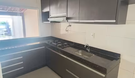 Linda casa e ótima localização