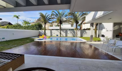 Casa Alto Padrão para Venda em Florianópolis, Jurerê Internacional, 7 dormitórios, 5 suítes, 8 banheiros, 5 vagas