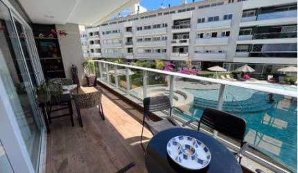Apartamento para Venda em Florianópolis, Jurerê, 3 dormitórios, 3 suítes, 5 banheiros, 2 vagas