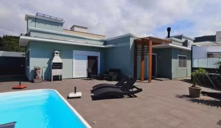 Casa Alto Padrão para Venda em Florianópolis, Ingleses do Rio Vermelho, 3 dormitórios, 2 suítes, 3 banheiros, 4 vagas