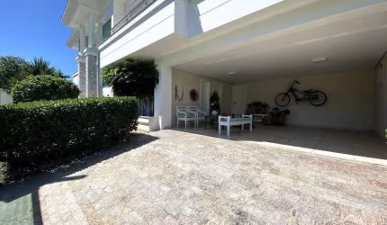 Casa Alto Padrão para Venda em Palhoça, Pedra Branca, 4 dormitórios, 4 suítes, 5 banheiros, 2 vagas