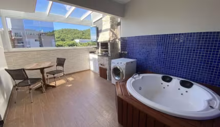 Apartamento para Venda em Florianópolis, Jurerê, 2 dormitórios, 1 suíte, 2 banheiros, 2 vagas