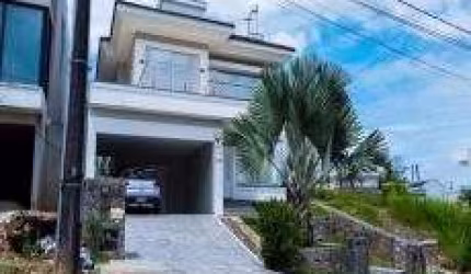Casa para Venda em Palhoça, Pedra Branca, 4 dormitórios, 1 suíte, 3 banheiros, 2 vagas