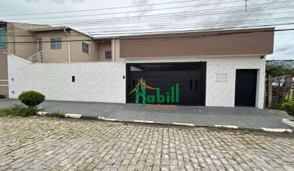 Casa com 3 dormitórios à venda, 200 m² por R$ 650.000,00 - Vila Maria de Maggi - Suzano/SP