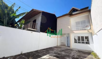 Sobrado com 3 dormitórios à venda, 145 m² por R$ 630.000,00 - Vila Amorim - Suzano/SP
