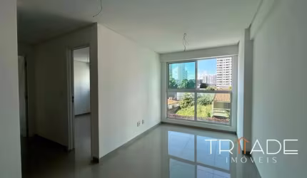 AKF- Apartamento 53M², 2 quartos, suíte , 1 vaga, próximo ao mar de piedade, bem localizado.