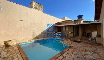 Excelente casa Bairro Olinda com piscina