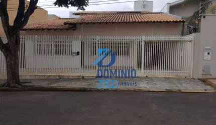 Excelene imóvel a venda na Rua Nacib Cury, Bairro Mercês.