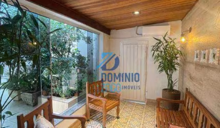Casa com 3 dormitórios sendo duas suítes