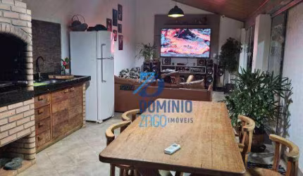 Casa com 3 dormitórios à venda, 153 m² por R$ 600.000,00 - Jardim Nenê Gomes - Uberaba/MG