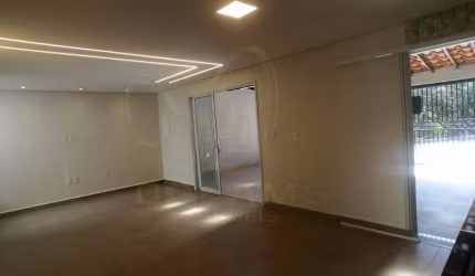 Casa para Venda em Indaiatuba, Jardim Portal do Sol, 3 dormitórios, 1 suíte, 2 banheiros, 3 vagas