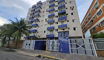 Lindo apartamento com sacada na Aviação