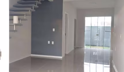 Casa com 2 quartos à venda na Nilma Emília Martins, 21, Nova Palhoça, Palhoça por R$ 715.000