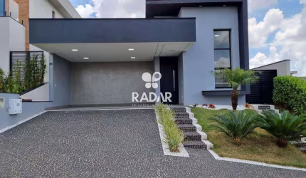 Casa à venda Swiss Park Campinas, com 3 suítes, completa em armários.