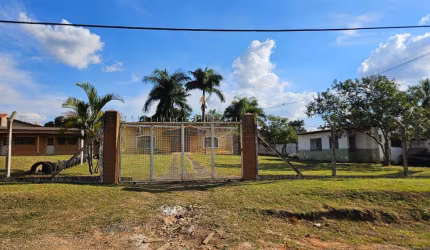 Chácara à venda no Recanto dos Dourados, Campinas/SP.