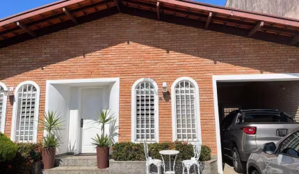 Casa para alugar em Campinas, Nova Campinas, com 3 quartos, com 177.3 m²