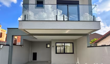 Sobrado Novo Moderno, alto padrão Uberaba - Curitiba/PR