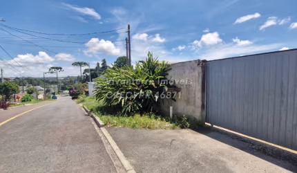 Excelente Casa á Venda em Almirante Tamandaré