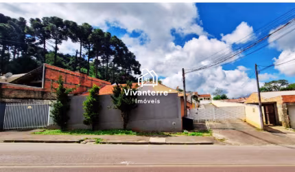 Casa à venda em Condomínio fechado, em Colombo no Bairro São Dimas