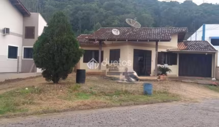 Casa com 3 dormitórios à venda por R$ 460.000,00 - Imigrante - Guabiruba/SC