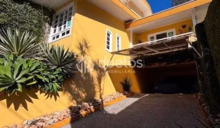 Casa com 4 dormitórios à venda, 215 m² por R$ 1.250.000,00 - Primeiro de Maio - Brusque/SC