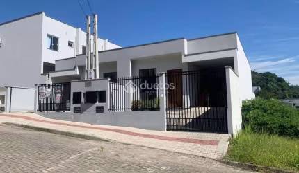 Casa com 3 dormitórios à venda, 78 m² por R$ 420.000,00 - Limeira - Brusque/SC