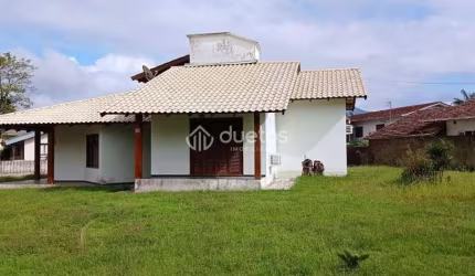 Casa na Santa Terezinha
