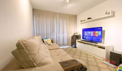 Apartamento com uma suíte mais dois dormitórios, centro de Brusque!