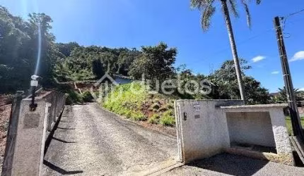 Casa com 3 dormitórios à venda, 180 m² por R$ 1.950.000,00 - Paquetá - Brusque/SC